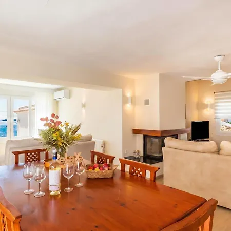 Bahia Dorada Villa