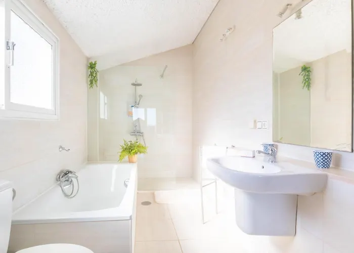 Bahia Dorada * Естепона